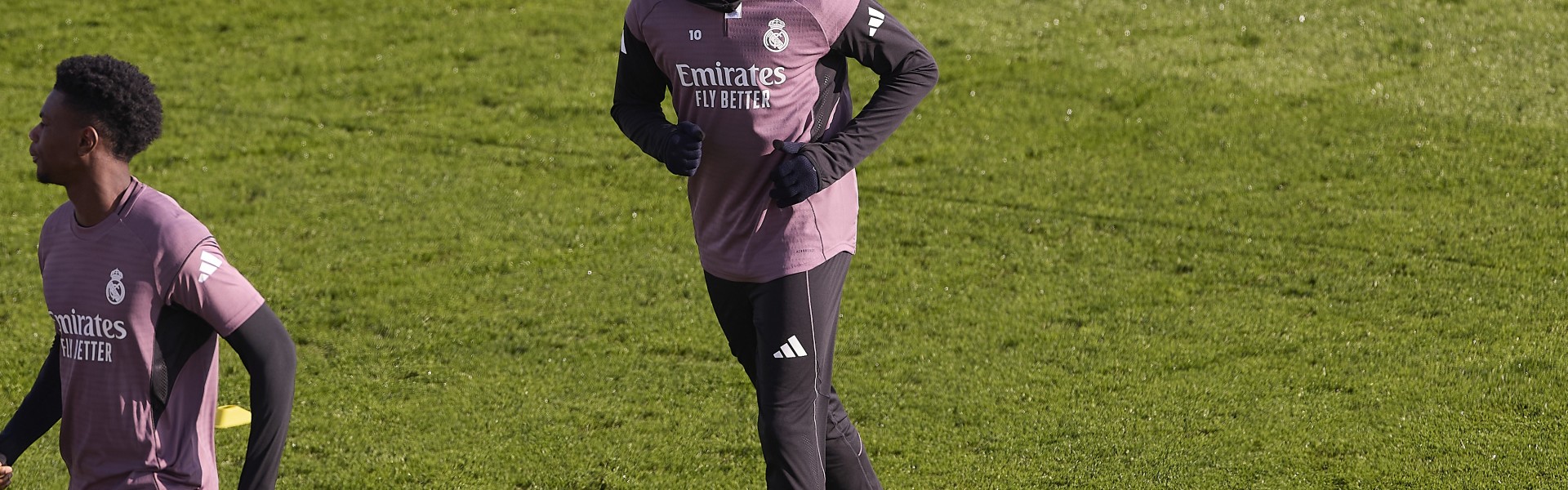 开云体育官网-队报：姆巴佩不愿冒险复出，但必要时会接受局部止痛注射坚持出场