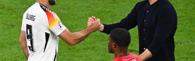 开云体育网址-纳帅：很高兴拥有优秀替补 克罗斯：对球队表现满意