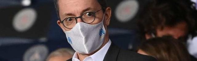 开云体育网址-马赛球迷攻占球队基地​ 靠打砸就能逼退无能主席？