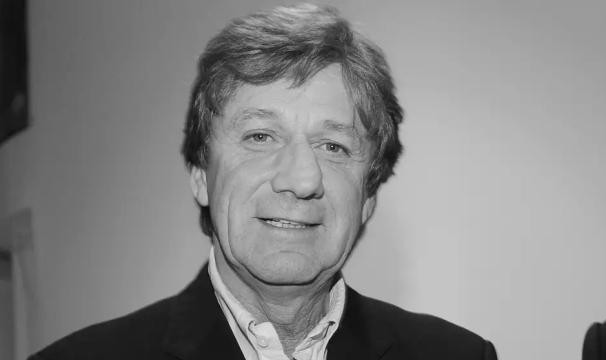 开云体育下载-1990世界杯冠军米尔去世，他曾创造德甲“冥场面”