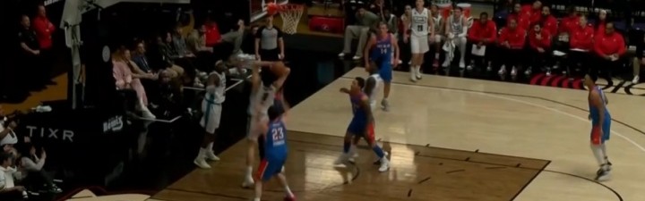 开云体育下载-😤杨瀚森积极拼抢前场板再造犯规 罚球稳稳命中 半场10分10板