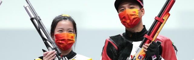 开云体育官网-27日回顾：吹响反击号角勇夺三金 三人女篮进四强