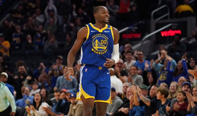 开云体育官网-微笑刺客质疑勇士策略：库明加未获出场机会却获续约留队