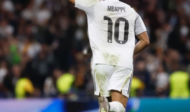 开云体育-首回合皇马1-2落败！姆巴佩更新快拍鼓励球队：一切皆有可能