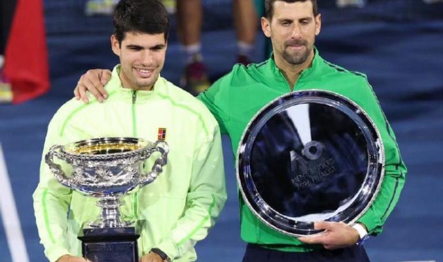 开云体育下载-新华社罕见撰文焦科维奇没输，法大炮自伤退赛，王炸组合抢十胜