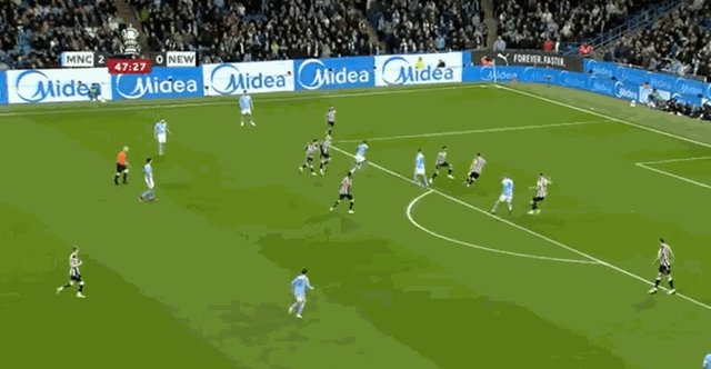 1710619585994070897.gif 多库被扑.gif